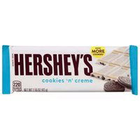 Hershey's Cookies & Cream Bar, 1.55 Ounce