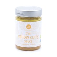 Watcharee Thai Yellow Curry Sauce, 9.8 Ounce